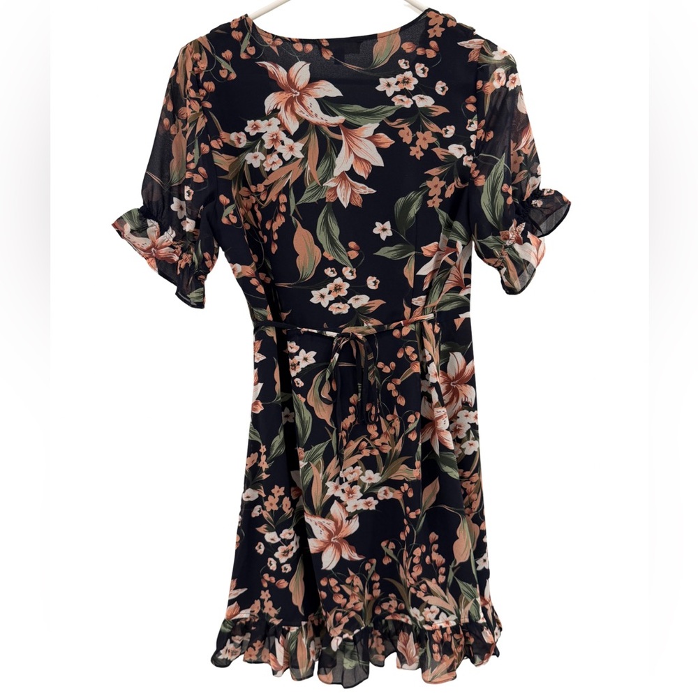 Floral Ruffle Wrap Top - Picture 2 of 2